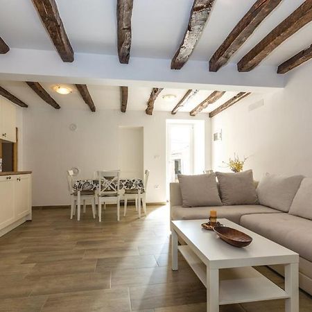 Apartment Nena- Apartman Sa Posebnim Ulazom U Prizemlju, Terasom I Zelenom Okucnicom Rakotule ภายนอก รูปภาพ